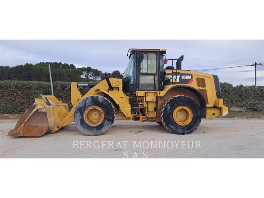 CAT 950M 轮式装载机