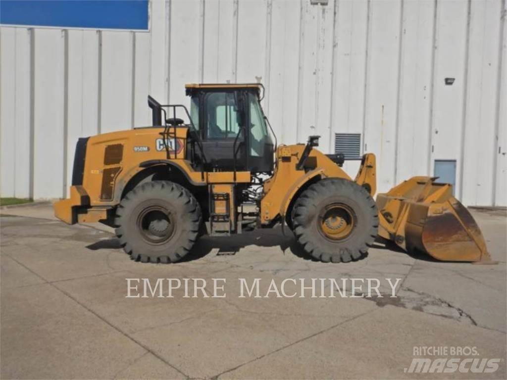 CAT 950M 轮式装载机