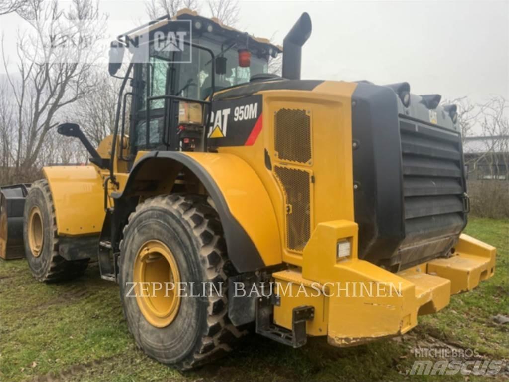 CAT 950M 轮式装载机
