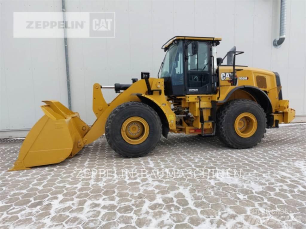 CAT 950M 轮式装载机