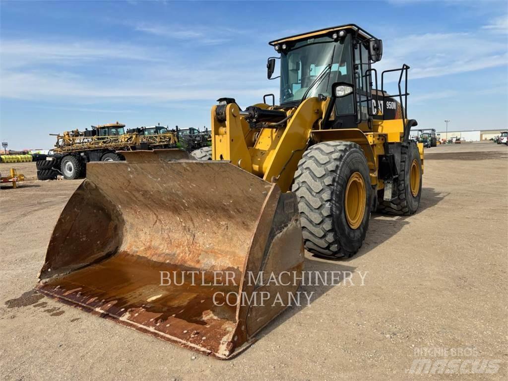 CAT 950M 轮式装载机