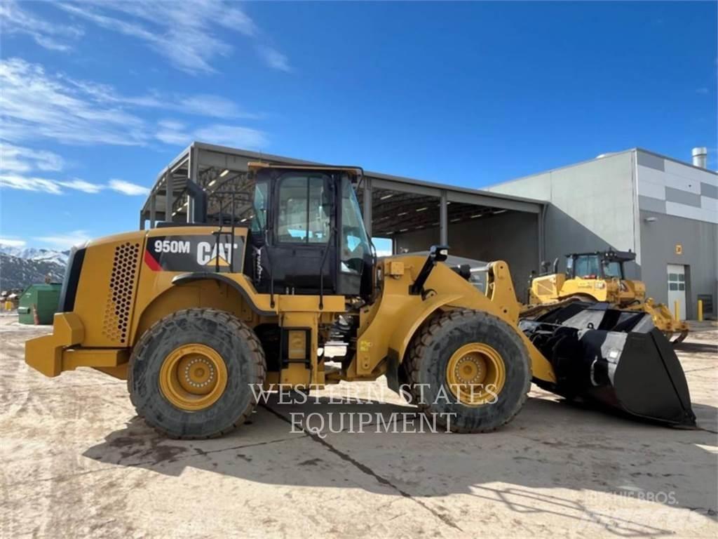 CAT 950M 轮式装载机