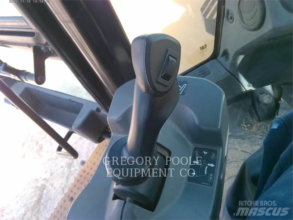 CAT 950M 轮式装载机