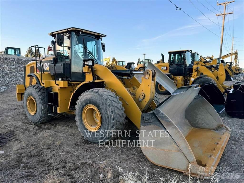 CAT 950M 轮式装载机