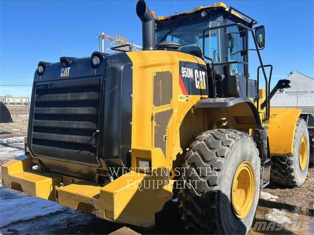 CAT 950M 轮式装载机