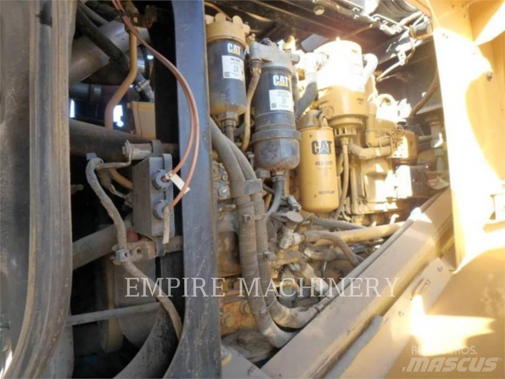 CAT 950M 轮式装载机