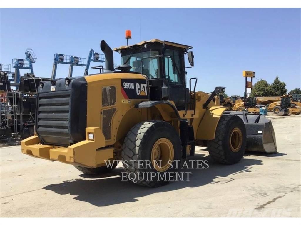 CAT 950M 轮式装载机