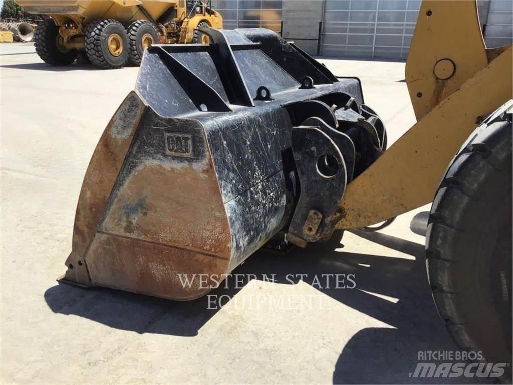 CAT 950M 轮式装载机