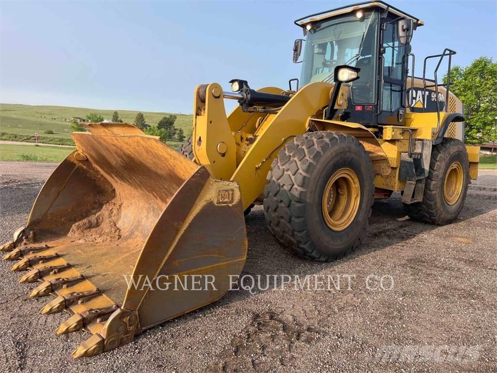 CAT 950M 轮式装载机