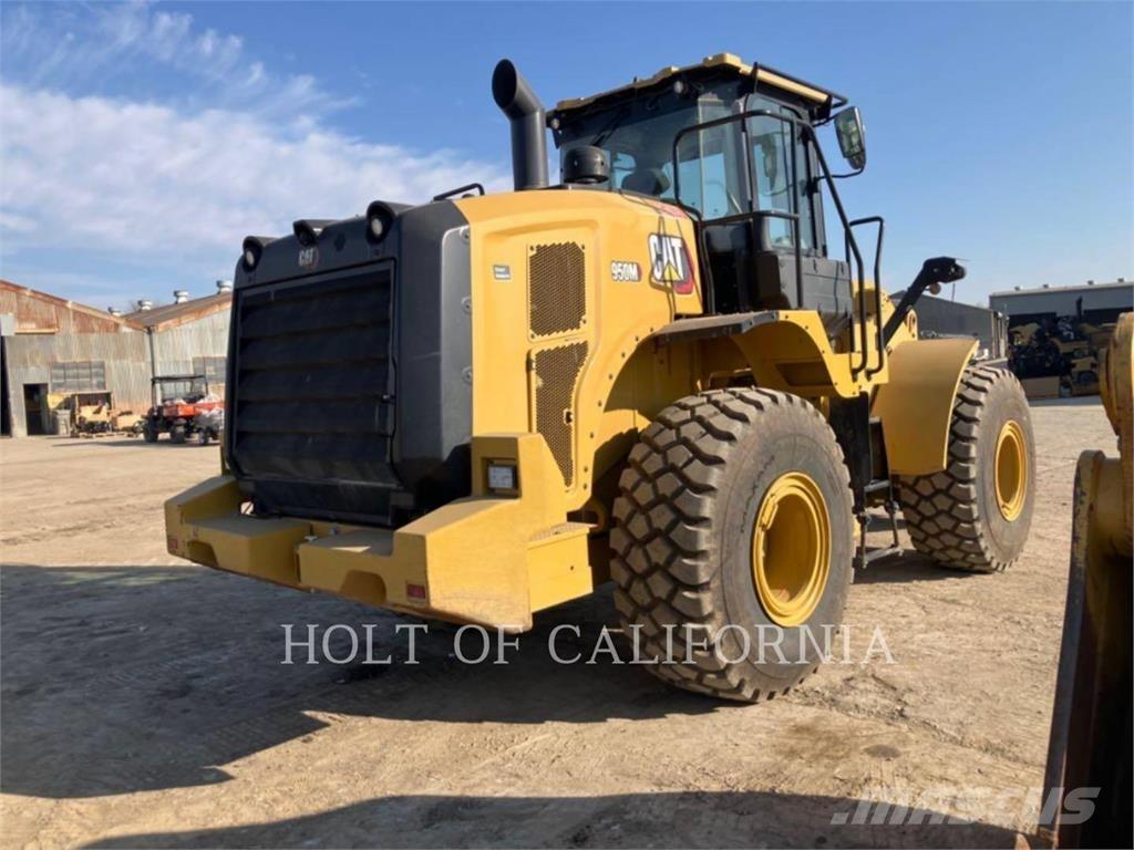 CAT 950M 轮式装载机