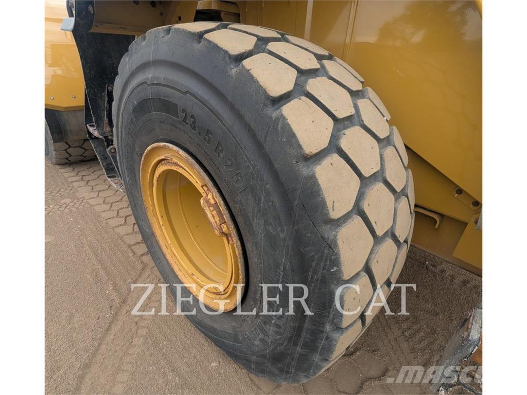 CAT 950M 轮式装载机