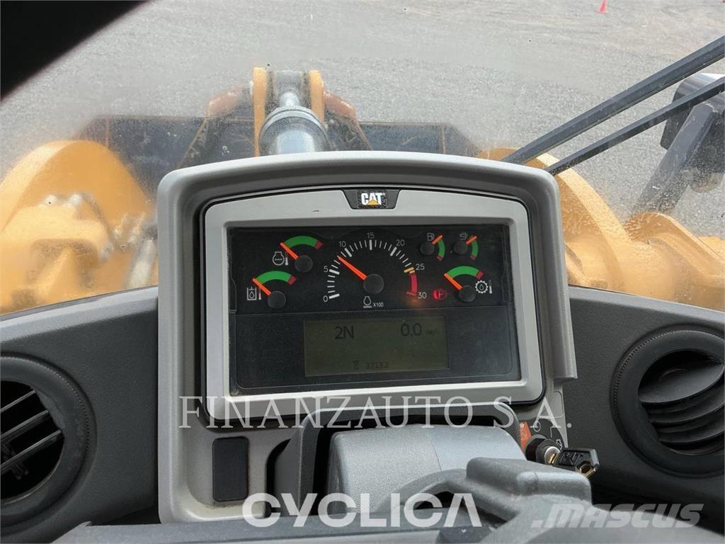 CAT 950M 轮式装载机