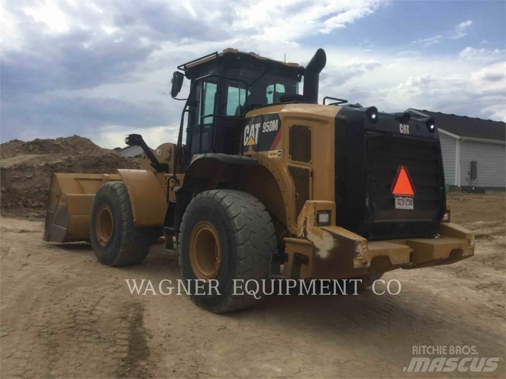 CAT 950M 轮式装载机