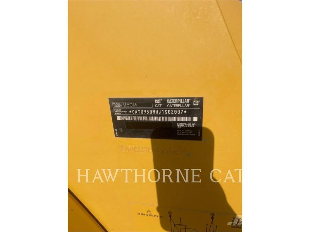 CAT 950M 轮式装载机