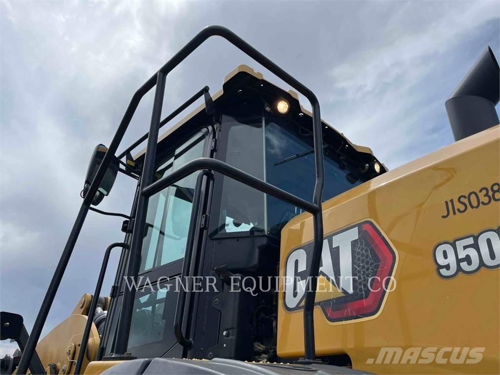 CAT 950M FC 轮式装载机