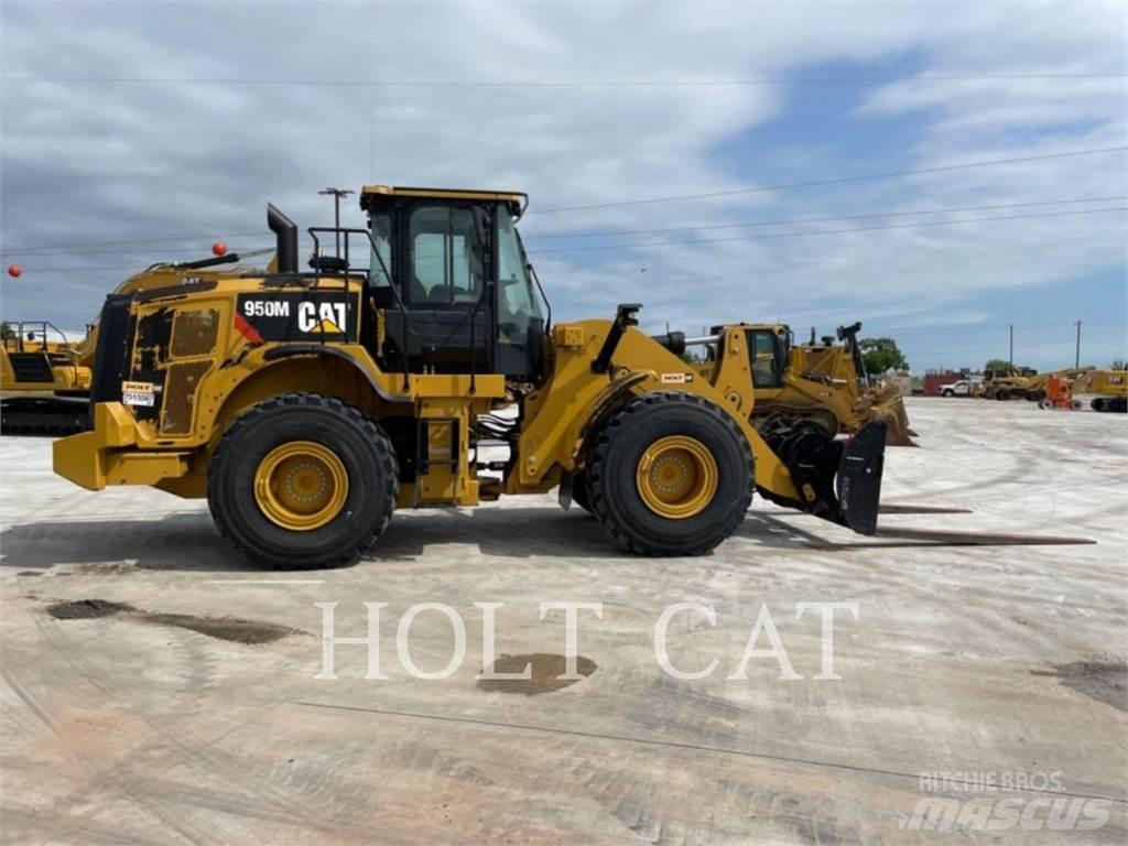 CAT 950M QC 轮式装载机