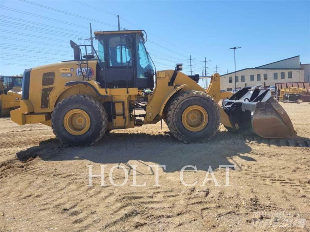 CAT 950M QC 轮式装载机