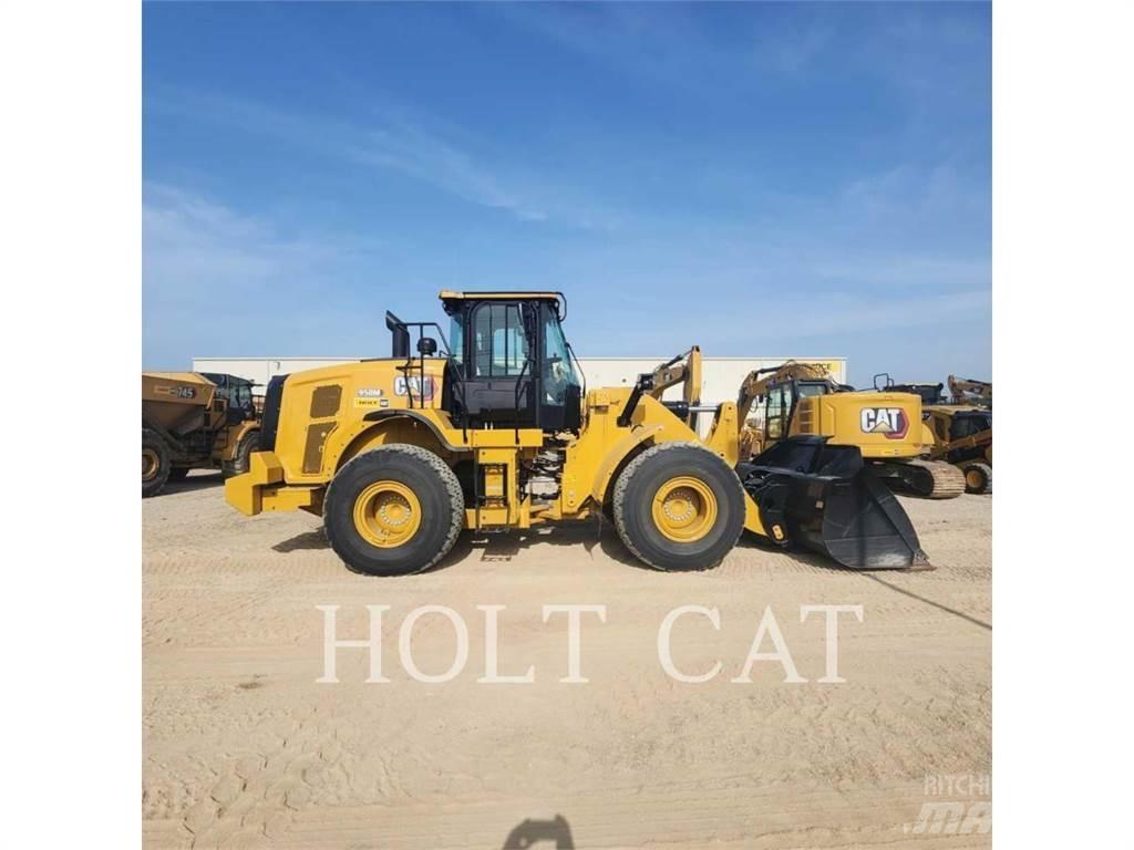 CAT 950M QC 轮式装载机