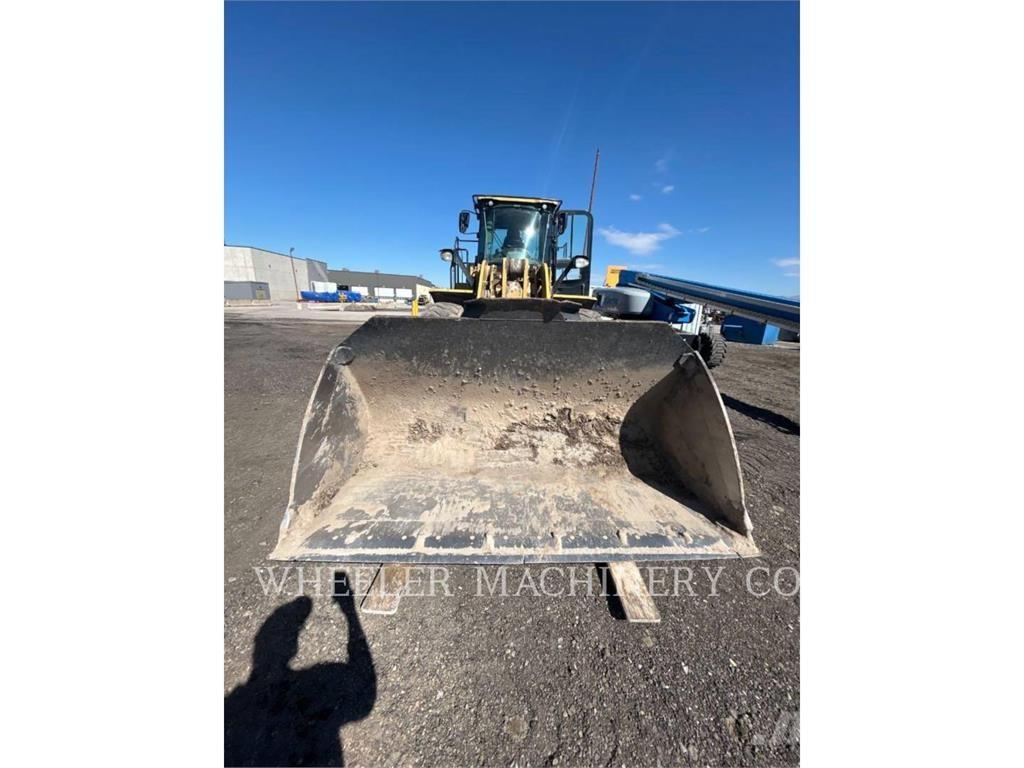 CAT 950M QC 轮式装载机