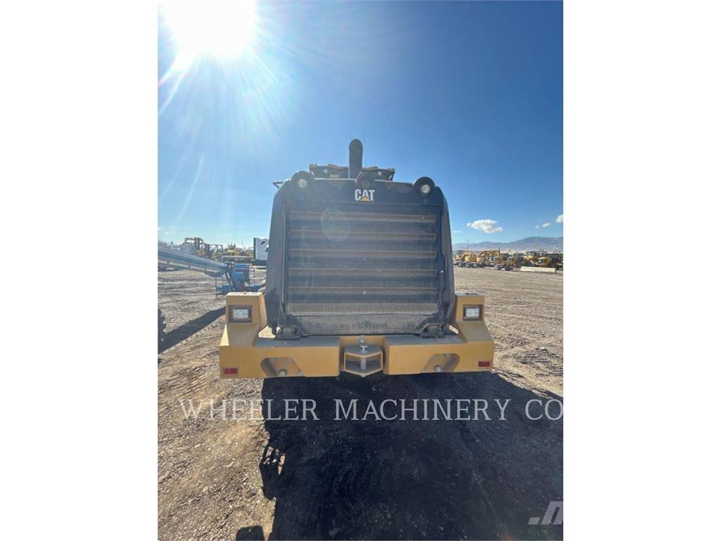 CAT 950M QC 轮式装载机