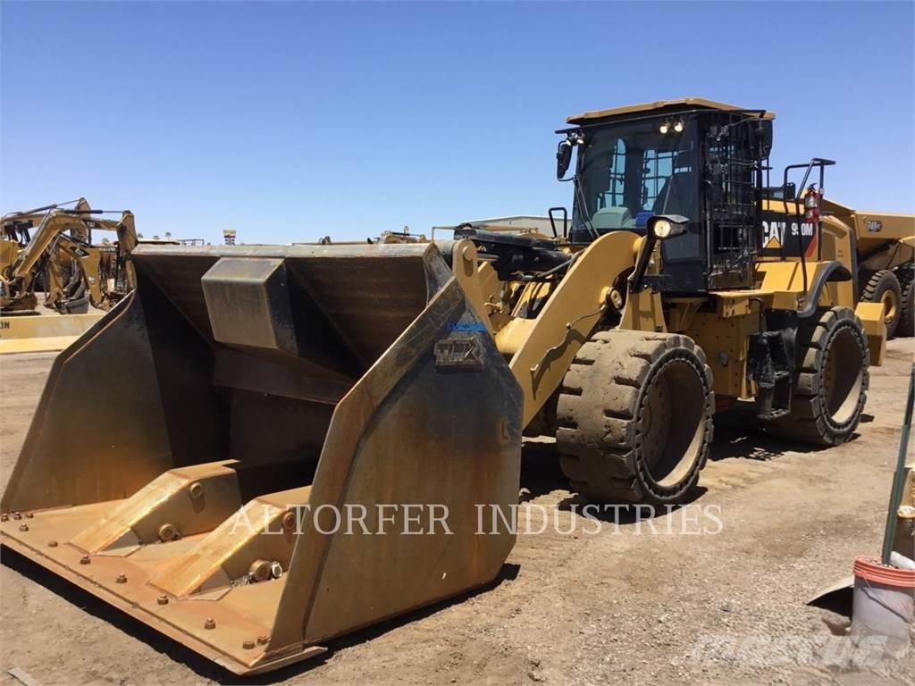 CAT 950M WH 轮式装载机