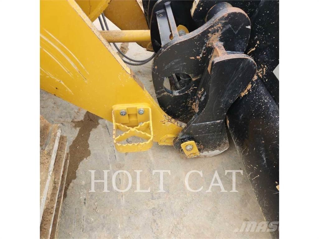 CAT 953 履带式装载机