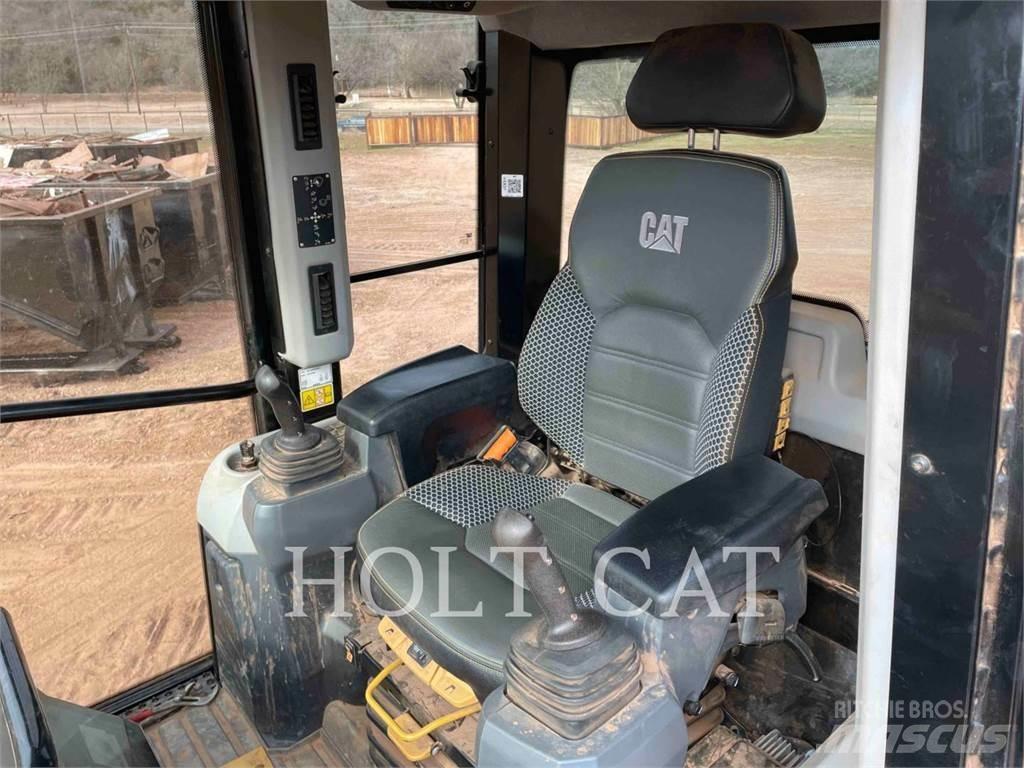 CAT 95312 履带式装载机