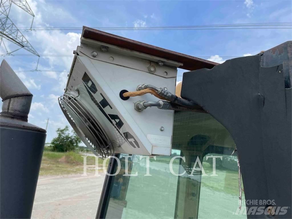 CAT 953C 履带式装载机