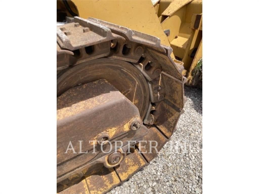 CAT 953D 履带式装载机