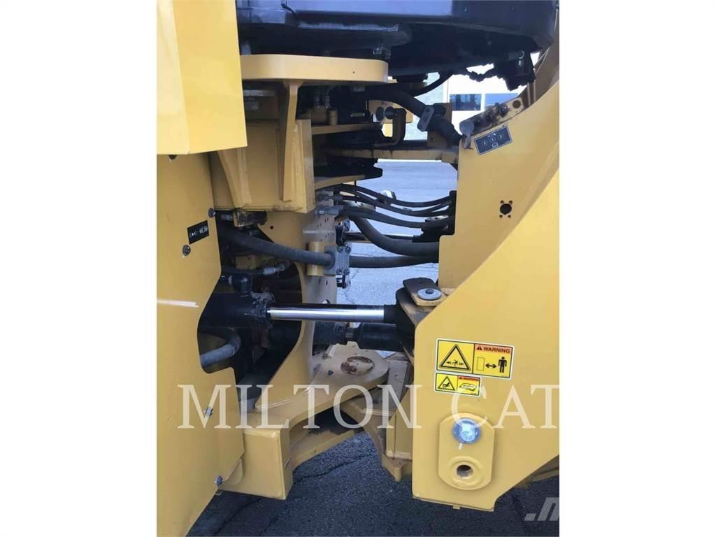 CAT 962M 轮式装载机
