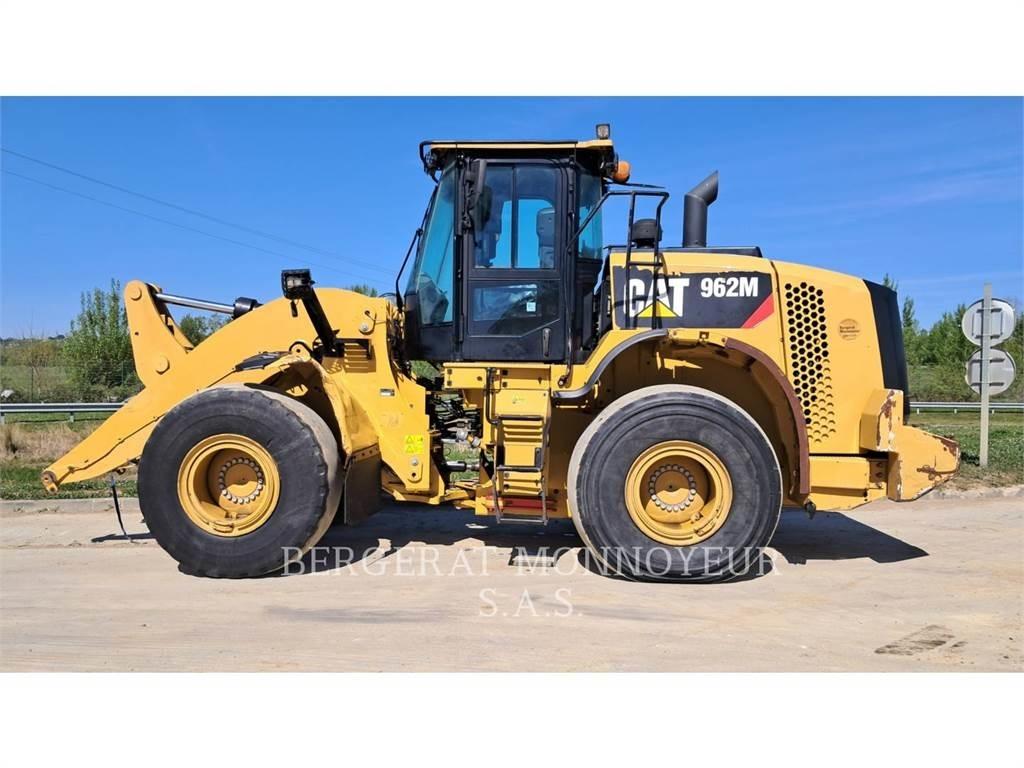 CAT 962M 轮式装载机