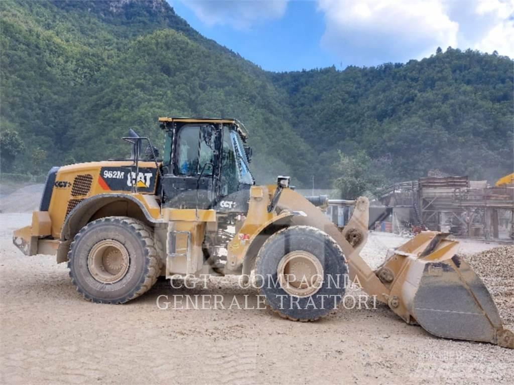CAT 962M 轮式装载机