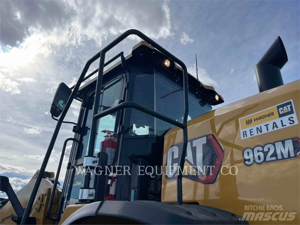 CAT 962M 轮式装载机