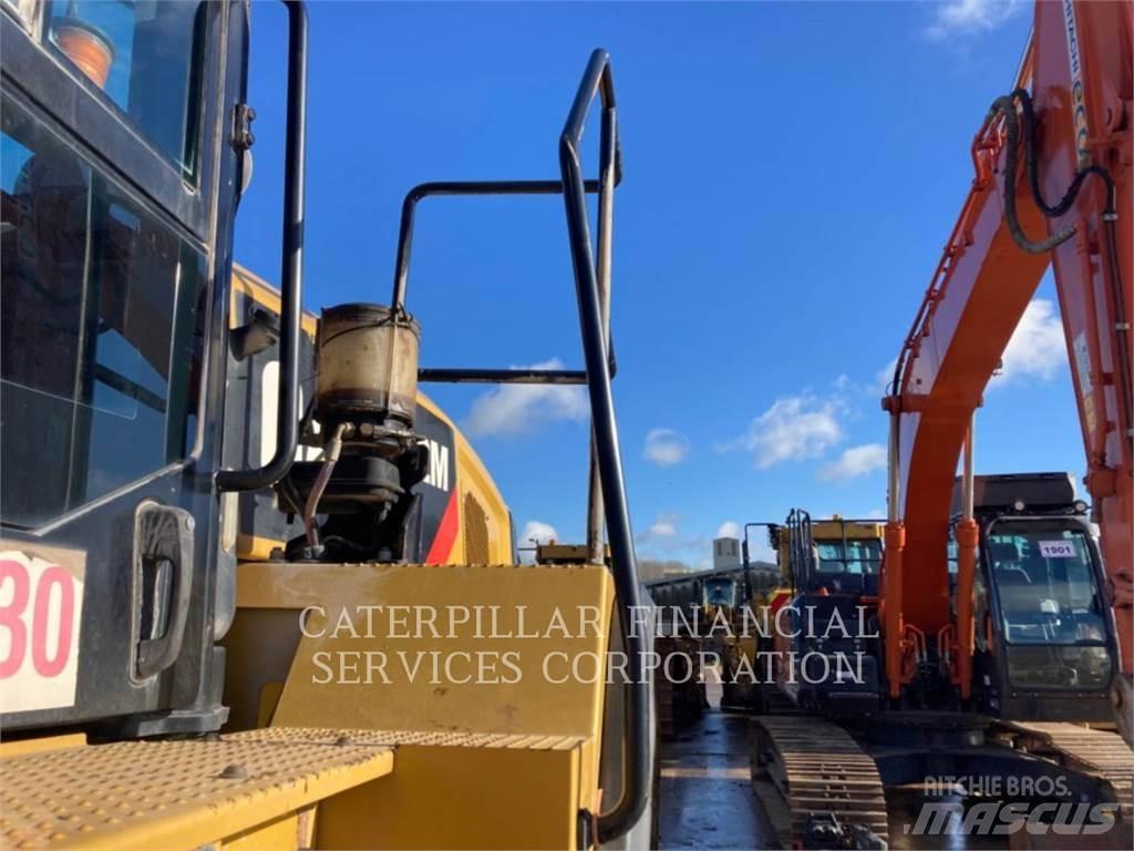 CAT 962M 轮式装载机