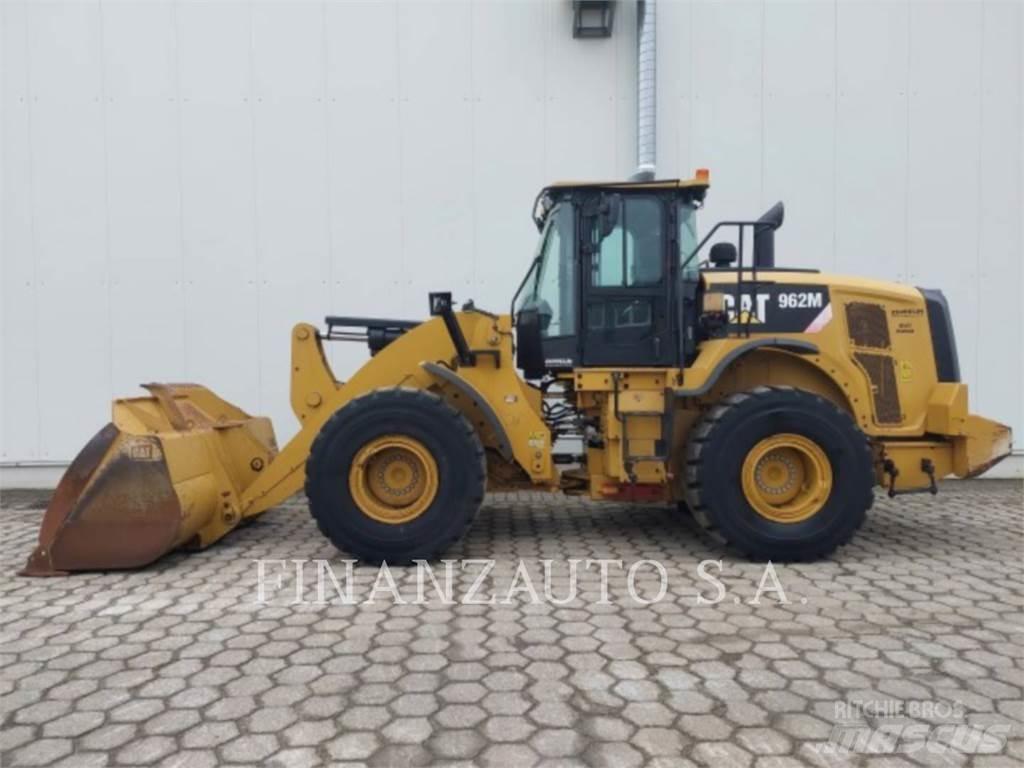 CAT 962M 轮式装载机