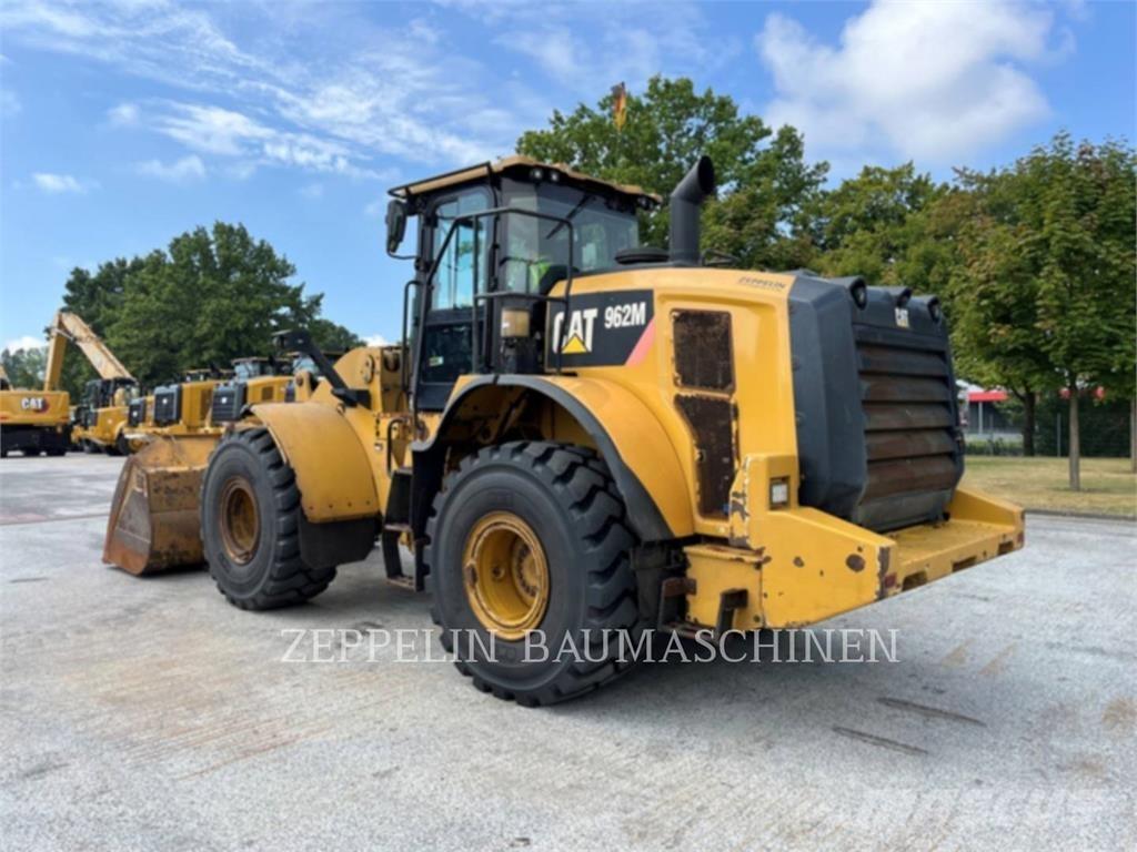 CAT 962M 轮式装载机