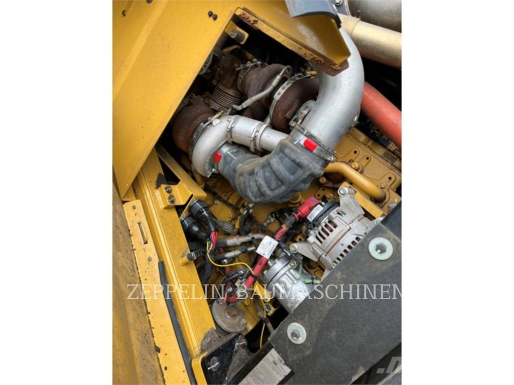 CAT 962M 轮式装载机