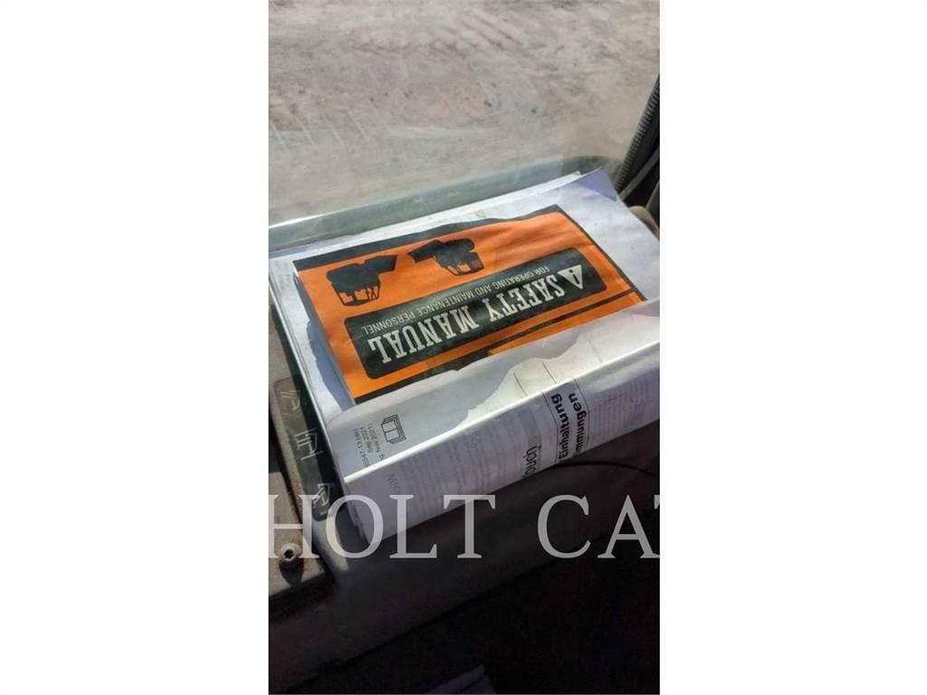 CAT 963 履带式装载机