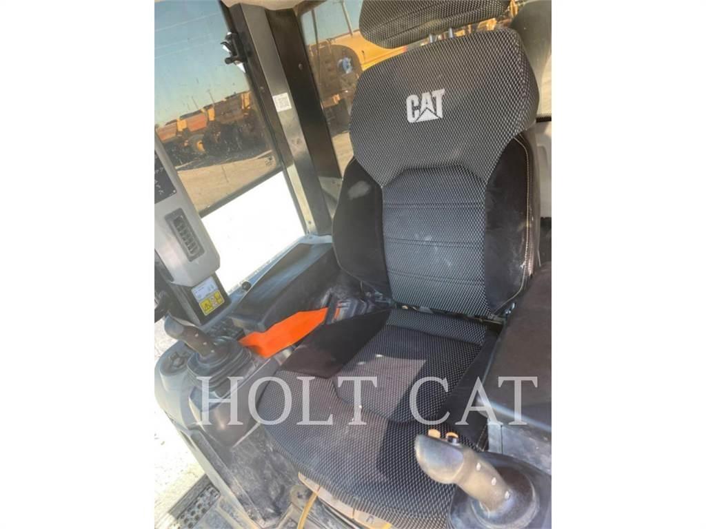CAT 963 履带式装载机