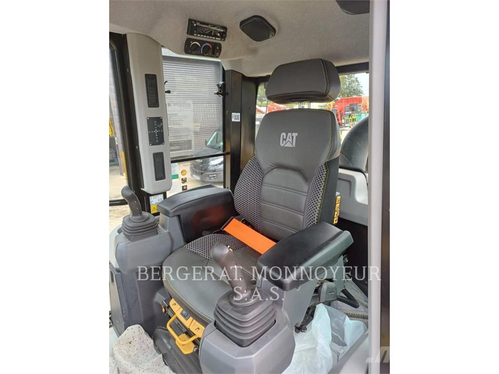 CAT 963 履带式装载机