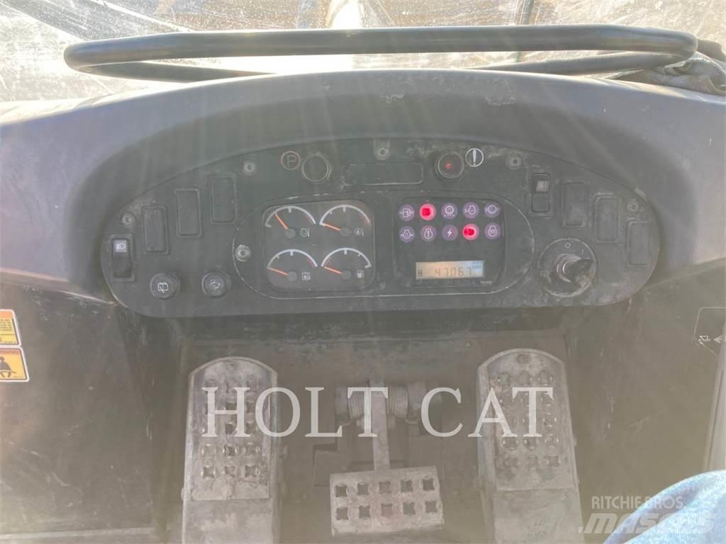 CAT 963C 履带式装载机