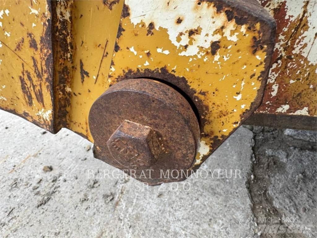 CAT 963C 履带式装载机