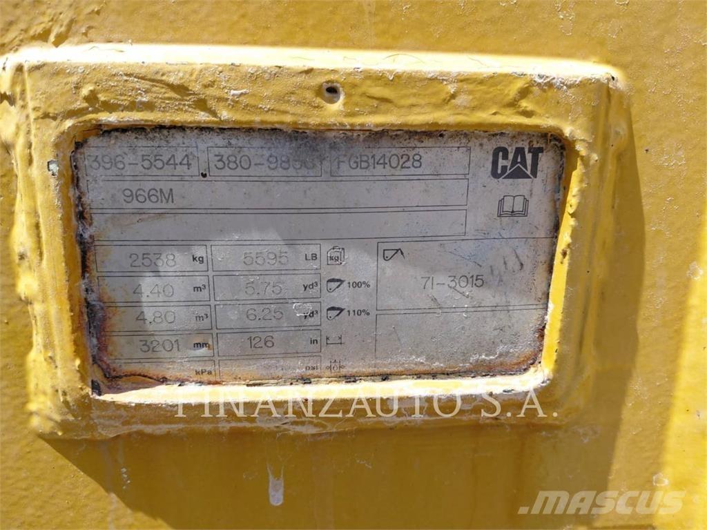 CAT 966 轮式装载机