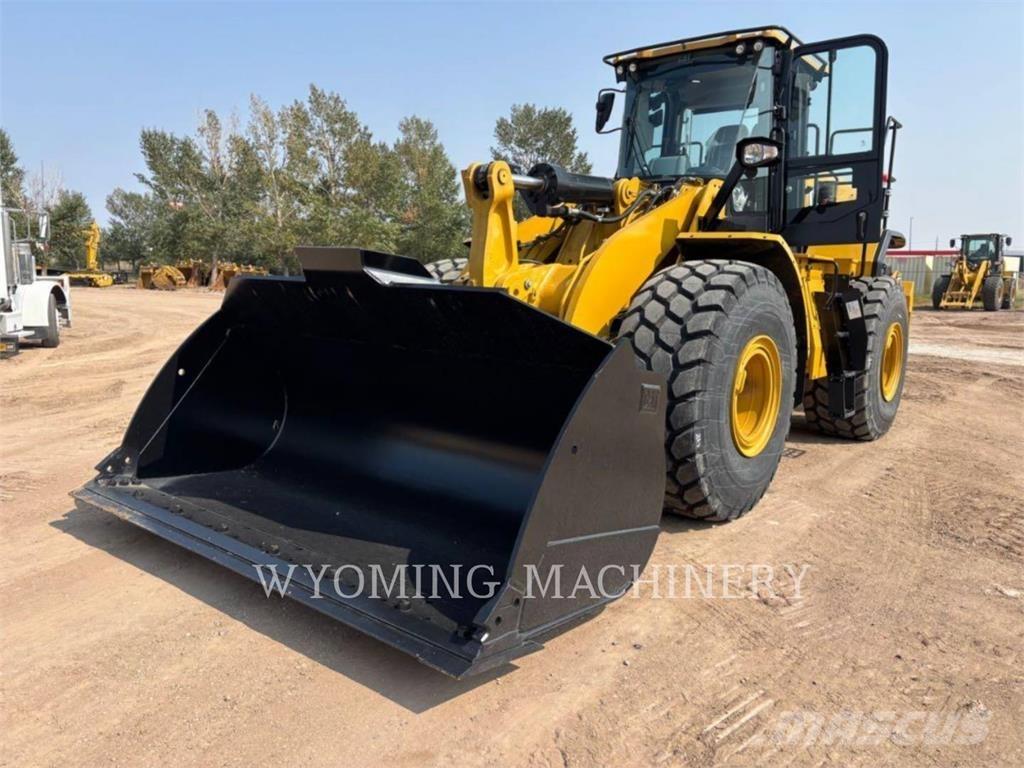 CAT 966 轮式装载机