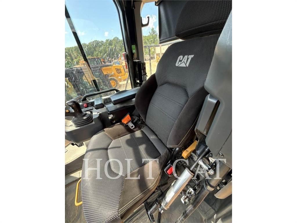 CAT 966 QC 轮式装载机