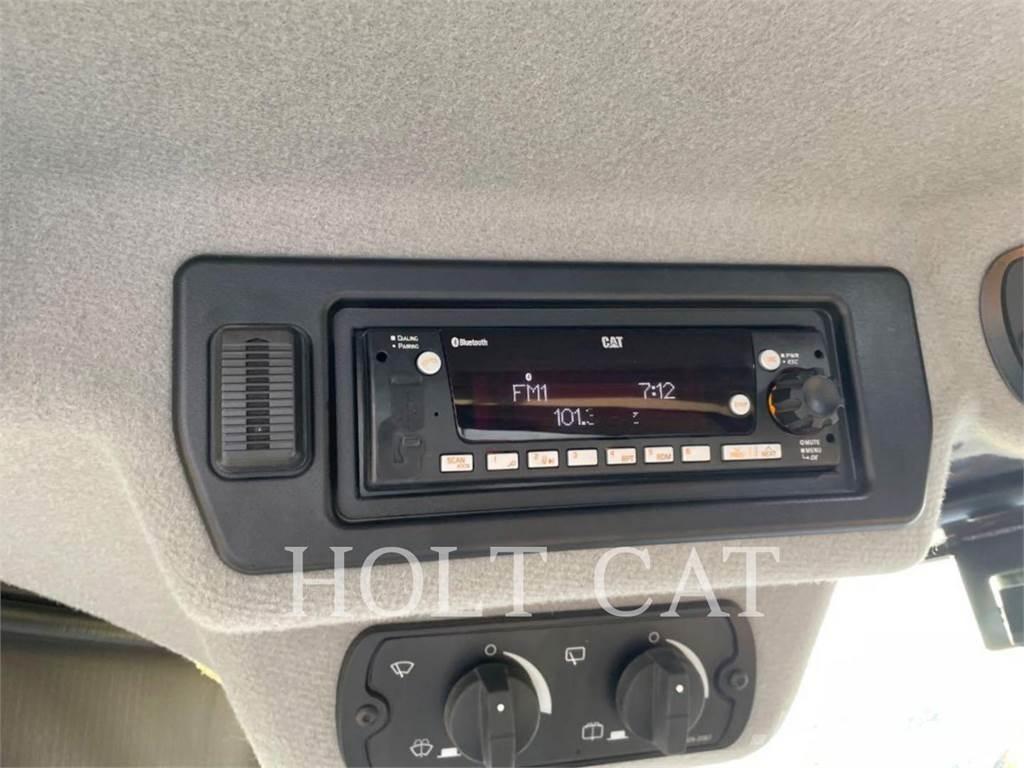 CAT 966 QC 轮式装载机