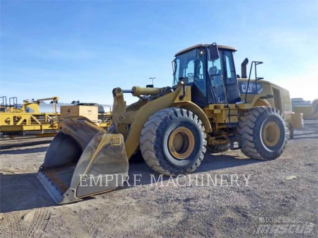 CAT 966H 轮式装载机