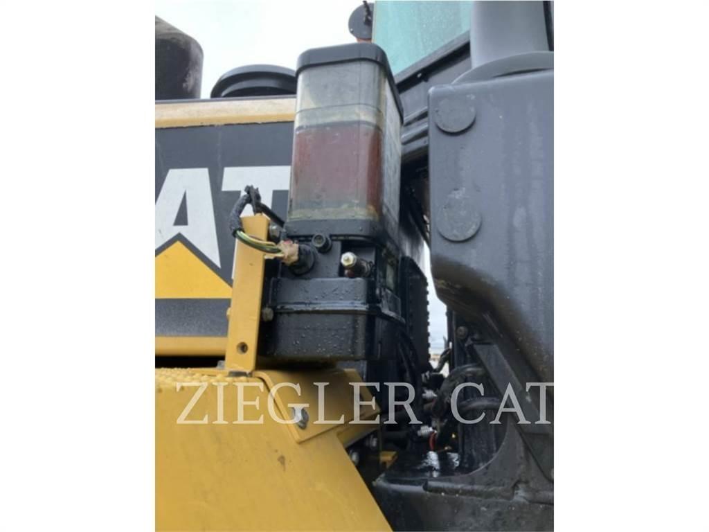 CAT 966K 轮式装载机
