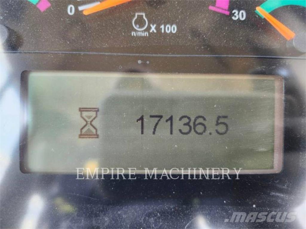 CAT 966K 轮式装载机