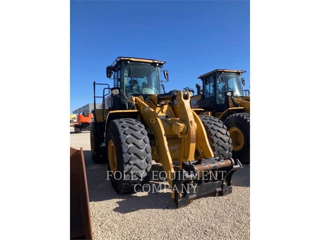 CAT 966M 轮式装载机